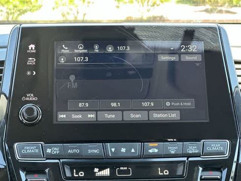 Used 2023 Honda Odyssey Touring image 13