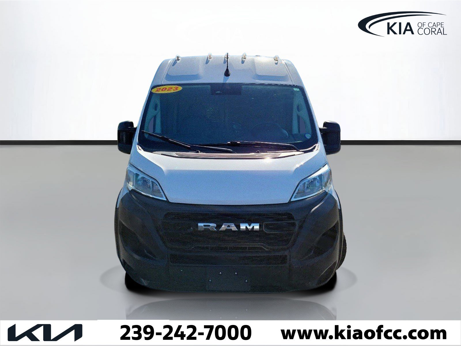 Used 2023 RAM ProMaster 2500 FWD image 2