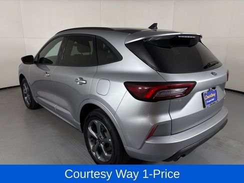 Used 2024 Ford Escape ST-Line AWD/4WD image 8
