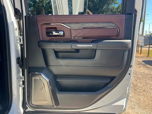 Used 2025 RAM 2500 Limited image 27