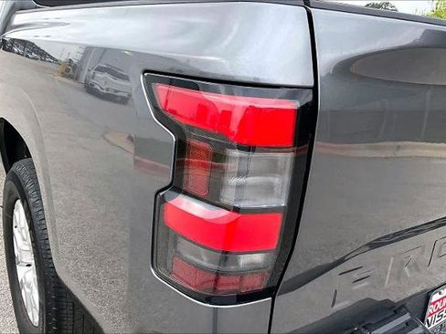 Certified 2023 Nissan Frontier SV image 27