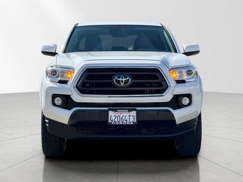 Used 2023 Toyota Tacoma SR5 w/ Black Out Package (TMS) image 9