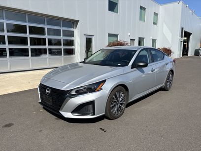 Used 2025 Nissan Altima 2.5 SV