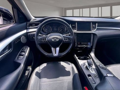 Used 2020 INFINITI QX50 Sensory w/ Climate Package AWD/4WD image 8