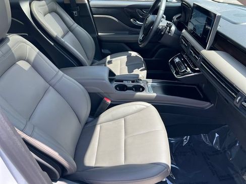New 2026 Lincoln Corsair Reserve AWD/4WD image 15