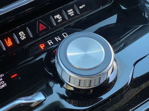 Used 2024 Jeep Wagoneer L Series II w/ Flexible Seating Group image 20