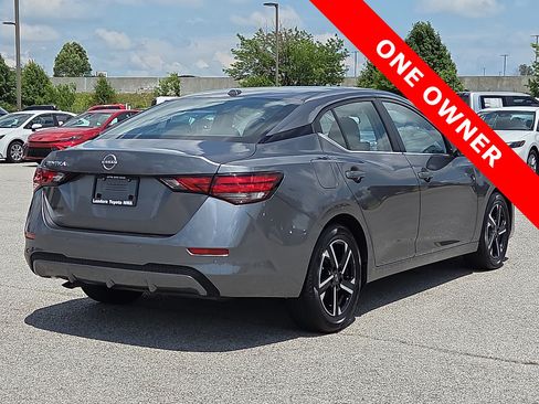Used 2025 Nissan Sentra SV FWD image 5