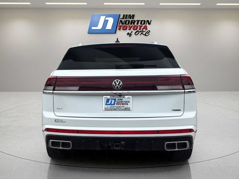 Used 2024 Volkswagen Atlas Cross Sport SEL Premium R-Line AWD/4WD image 6