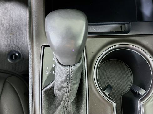 Used 2023 Toyota Camry SE image 24