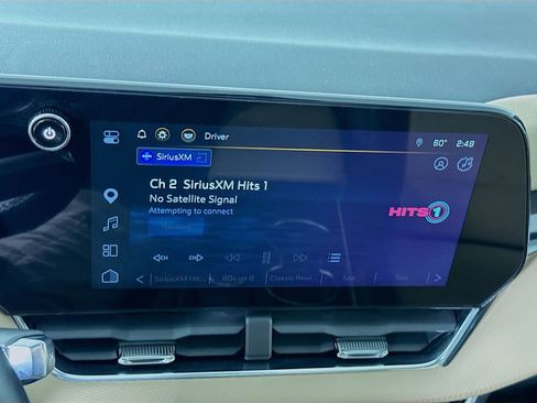 Used 2025 Chevrolet Equinox ACTIV w/ Safety and Technology Package FWD image 5