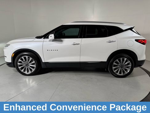 Used 2024 Chevrolet Blazer Premier w/ Enhanced Convenience Package AWD/4WD image 3