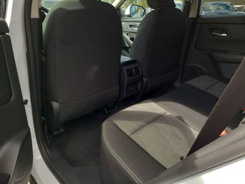 Used 2025 Nissan Rogue SV AWD/4WD image 20