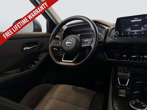 Used 2023 Nissan Rogue SV AWD/4WD image 22