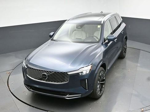 New 2026 Volvo XC90 T8 Ultra w/ Protection Package Premier AWD/4WD image 47
