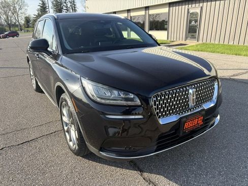Used 2020 Lincoln Corsair AWD w/ Premium Package image 3