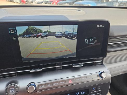 Used 2025 Hyundai Kona SEL FWD image 22