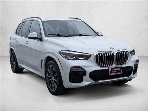 Used 2020 BMW X5 xDrive40i w/ M Sport Package AWD/4WD image 3