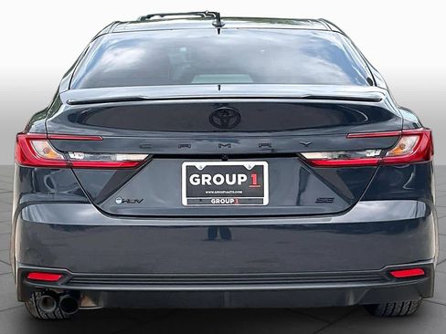 Used 2026 Toyota Camry SE FWD image 5