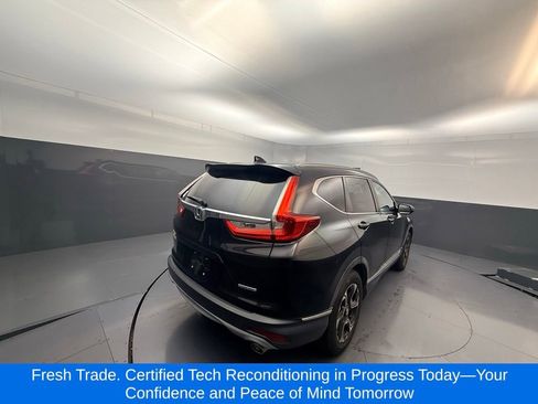 Used 2019 Honda CR-V Touring image 4