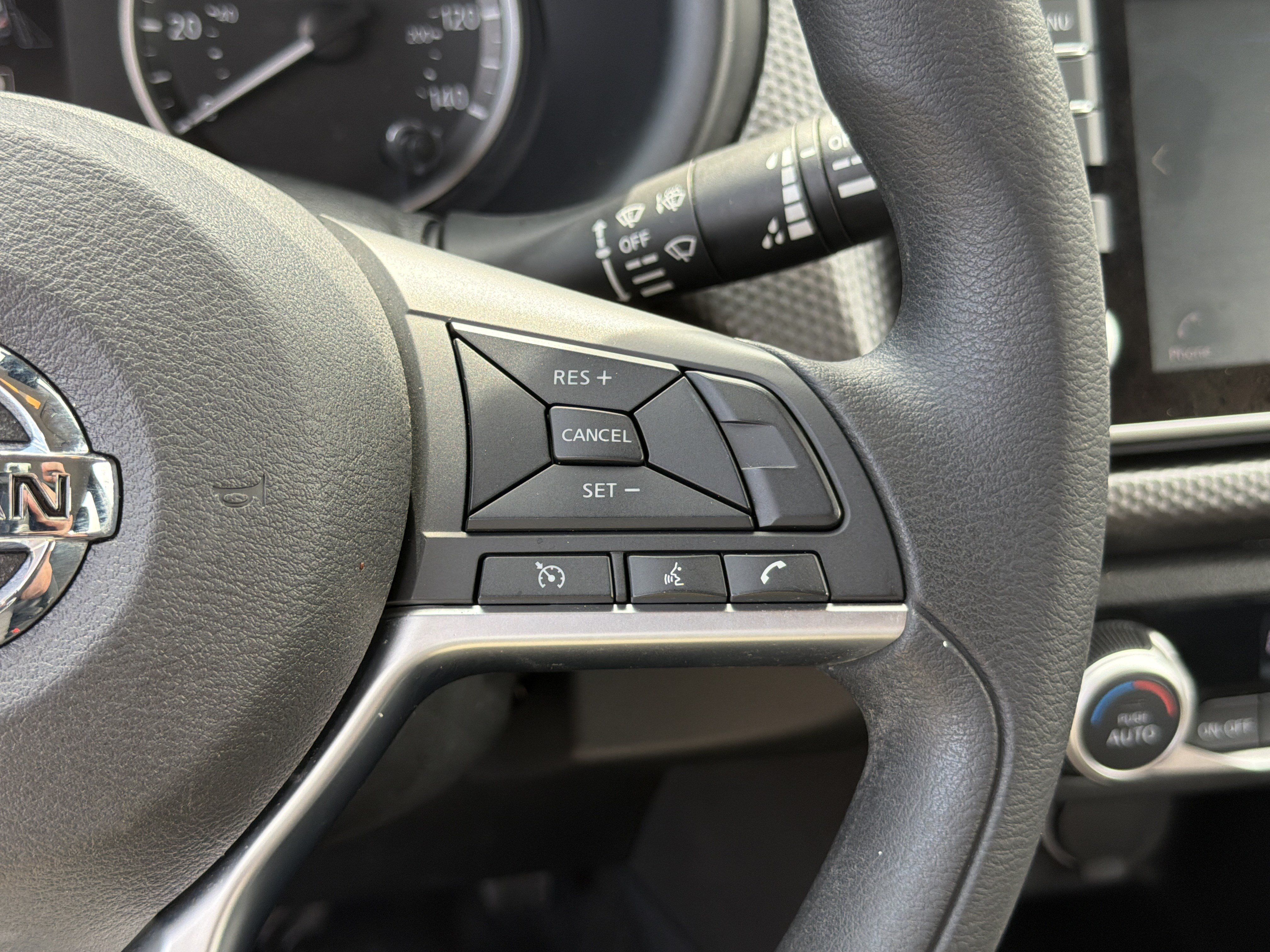 Used 2020 Nissan Kicks SV FWD image 26