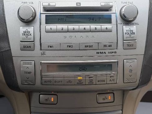 Used 2008 Toyota Solara SE image 26