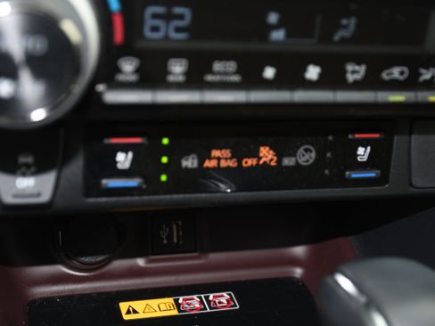 Certified 2024 Toyota RAV4 Limited w/ Advanced Technology Package AWD/4WD image 16