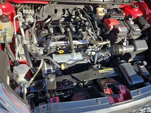 Used 2020 Nissan Kicks SR w/ SR Premium Package image 15