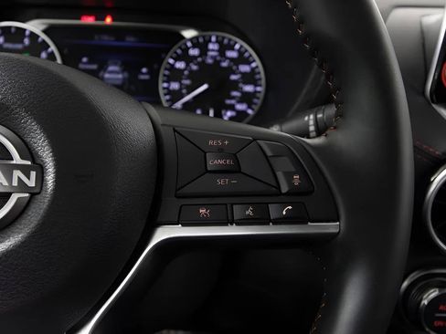 Used 2025 Nissan Sentra SR w/ Lighting Package FWD image 24