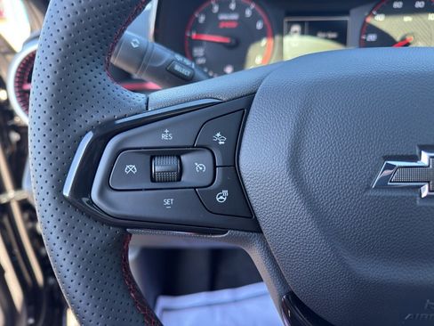 New 2026 Chevrolet Trax RS w/ Sunroof Package image 19