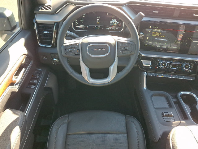 Used 2025 GMC Sierra 2500 Denali w/ Max Trailering Package AWD/4WD image 3