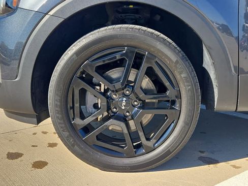 Used 2023 Kia Telluride EX X-Line image 12