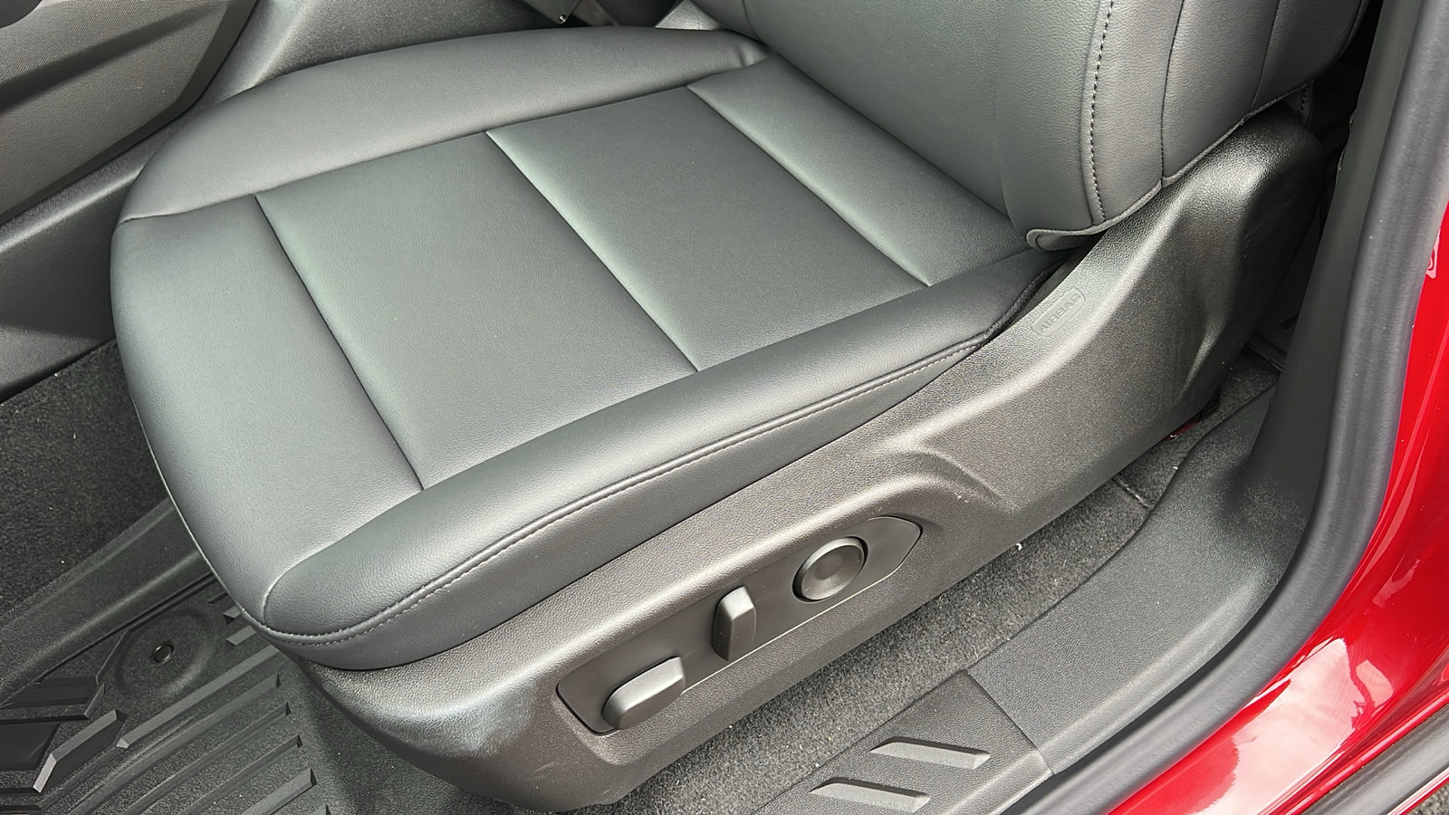 New 2026 Chevrolet Colorado Trail Boss AWD/4WD image 16