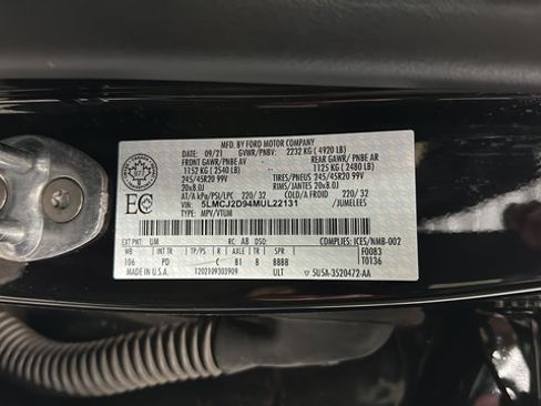 Used 2021 Lincoln Corsair Reserve AWD/4WD image 38