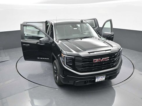 New 2026 GMC Sierra 1500 Pro w/ Graphite Edition image 38