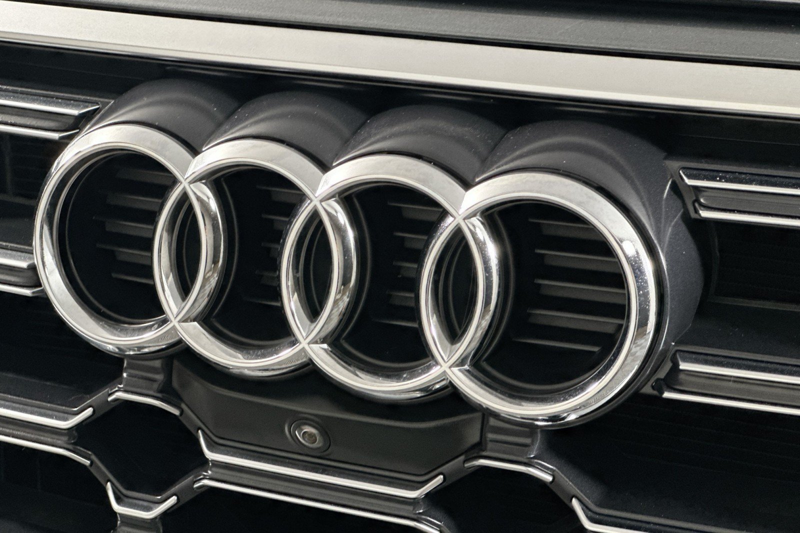 Used 2023 Audi SQ5 Premium Plus w/ Premium Plus Package AWD/4WD image 15