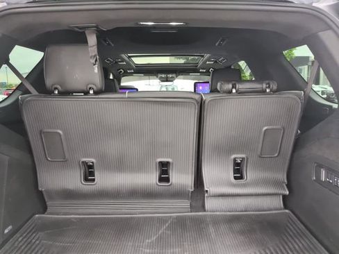 Certified 2025 Cadillac Escalade Sport Platinum AWD/4WD image 7