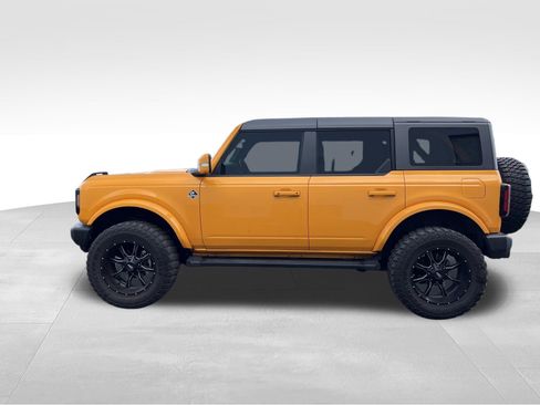 Used 2022 Ford Bronco Outer Banks AWD/4WD image 8