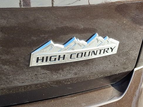 Used 2019 Chevrolet Traverse High Country image 27