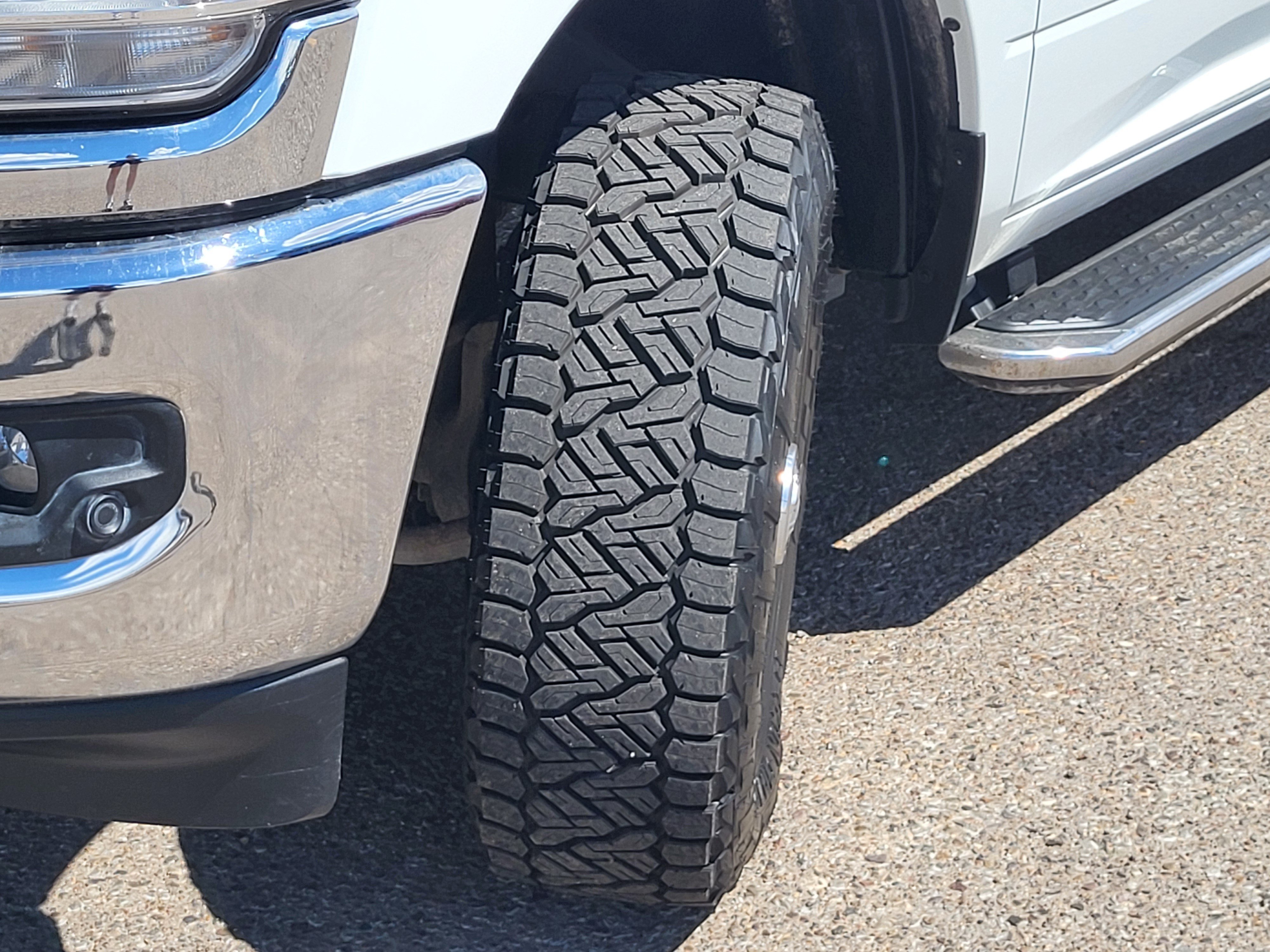 Used 2024 RAM 2500 Big Horn w/ Off Road Package AWD/4WD image 11