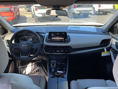 New 2026 Nissan Rogue SV image 17