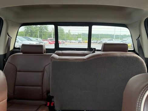 Used 2014 Chevrolet Silverado 1500 High Country w/ High Country Premium Package AWD/4WD image 17