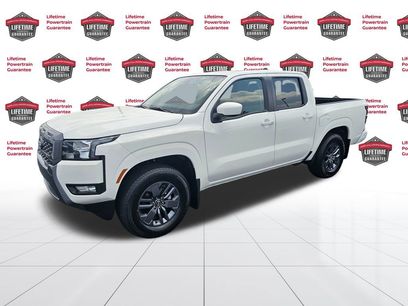 New 2025 Nissan Frontier SV w/ SV Convenience Package