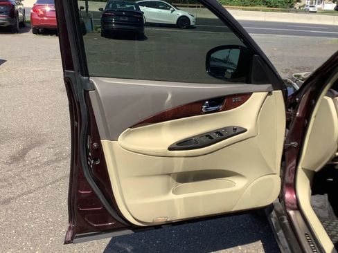 Used 2011 INFINITI EX35 Journey w/ Premium Pkg image 8