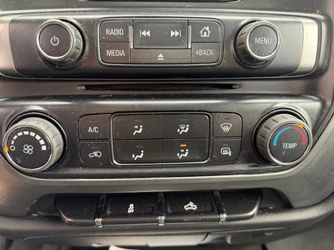 Used 2014 Chevrolet Silverado 1500 LT image 19