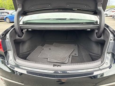 Used 2018 Acura TLX V6 w/ Technology Package FWD image 12