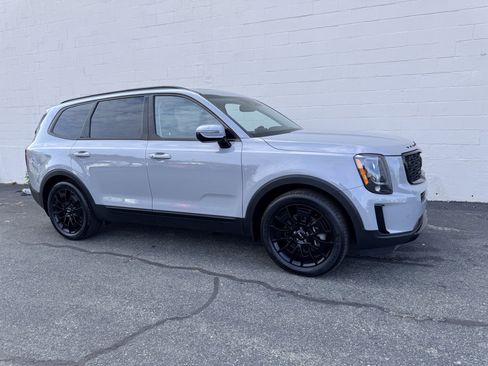 Used 2022 Kia Telluride SX image 6