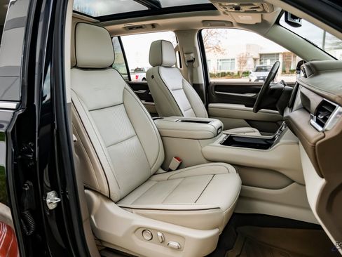 Used 2021 GMC Yukon Denali image 48