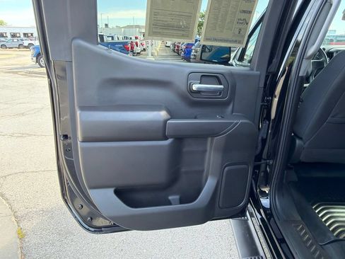 Used 2025 Chevrolet Silverado 1500 Custom AWD/4WD image 28