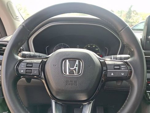 Certified 2023 Honda Pilot Touring image 20