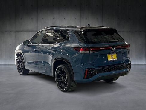 New 2026 Volkswagen Tiguan SE R-Line AWD/4WD image 3